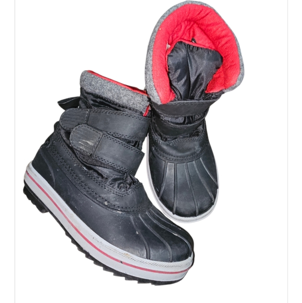 Circo Black and Red Winter Boots